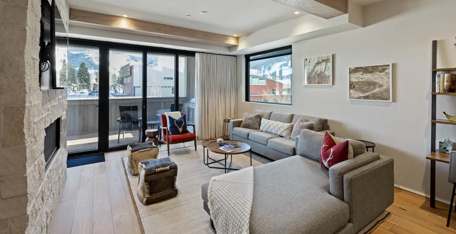 Arts District West Suite 203  Vacation Villa - Wyoming 